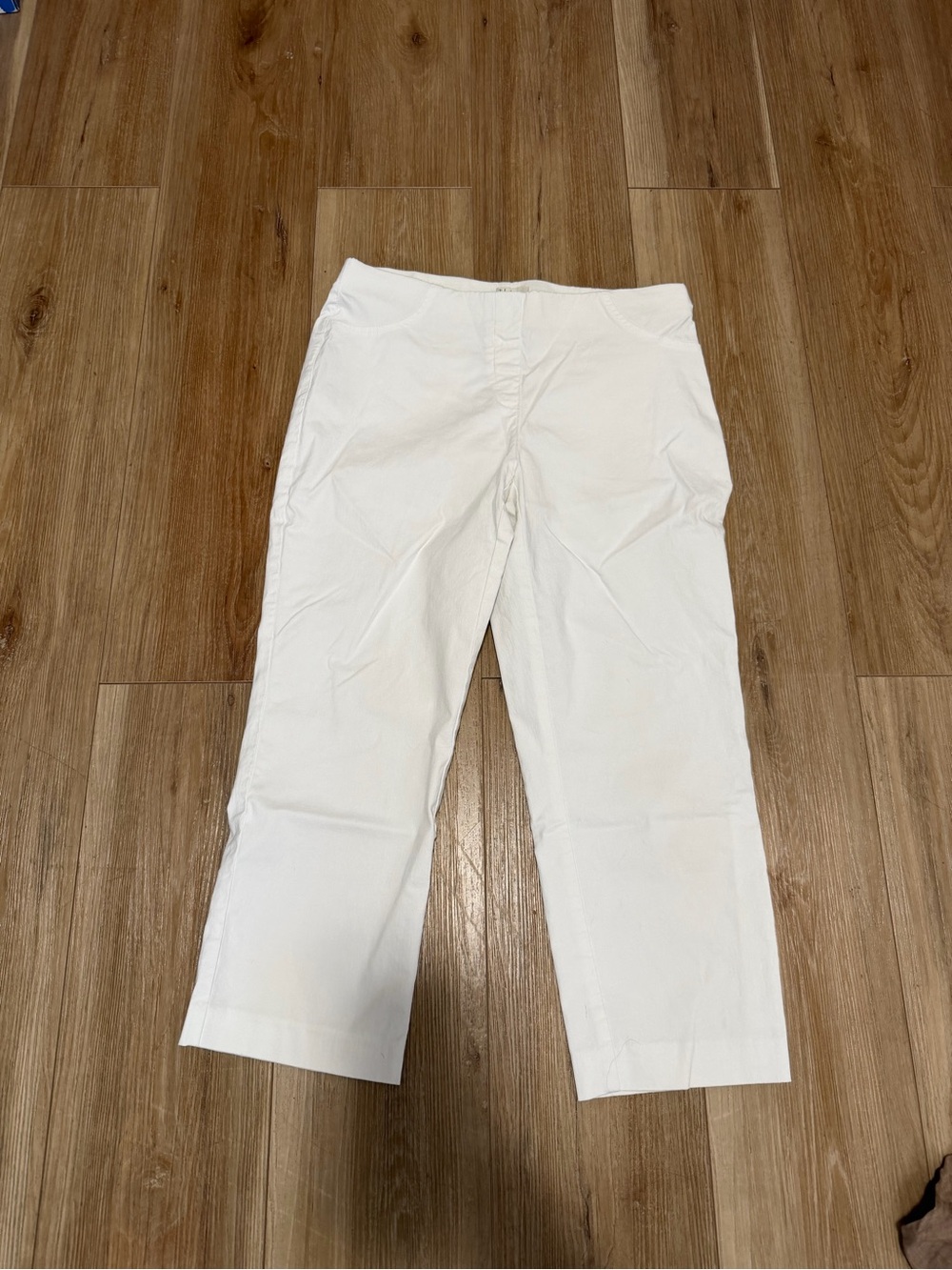Style & Co. White Cropped Pull-On Capri Pants